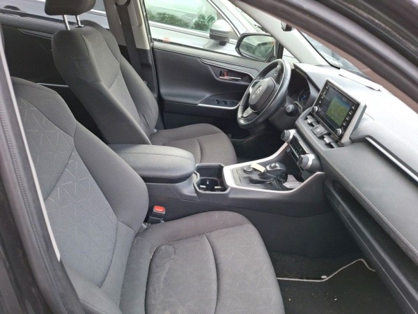 Buy Toyota RAV 4 Hybrid AWD Plus*Kamera*Scheckheft*1.Hand Lithuania | img №8 | Unis.lt
