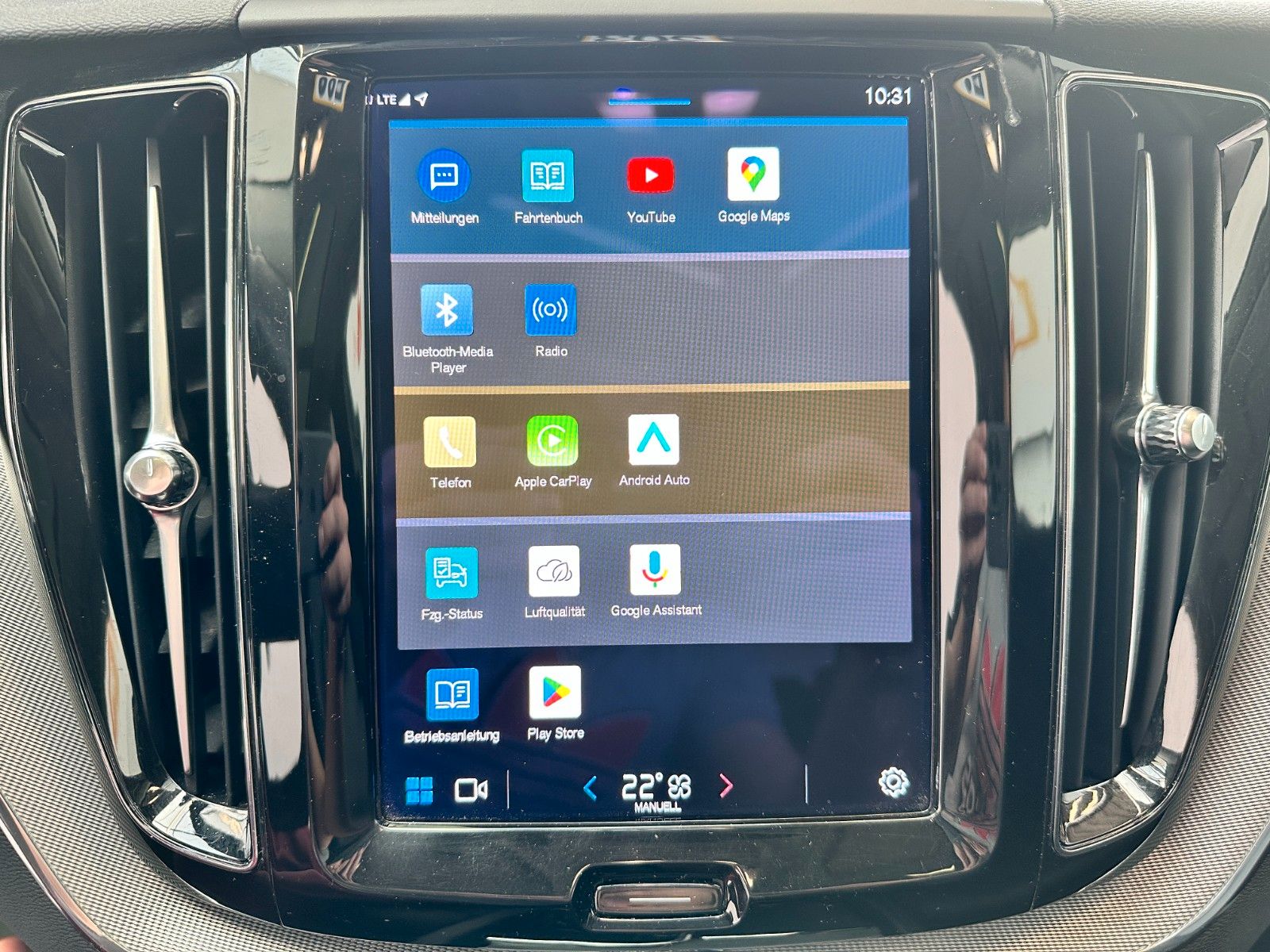 pirkite Lietuvoje Volvo XC 60 Plus Bright Recharge T6 AWD Led Panorama | nuotrauka №22 | Unis.lt