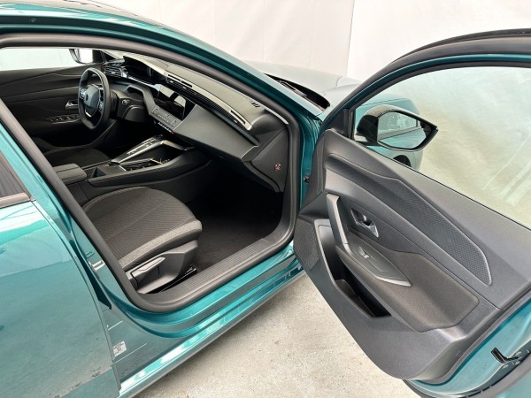 pirkite Lietuvoje Peugeot 308 SW Led Scheckheft 1.Hand Navi | nuotrauka №19 | Unis.lt