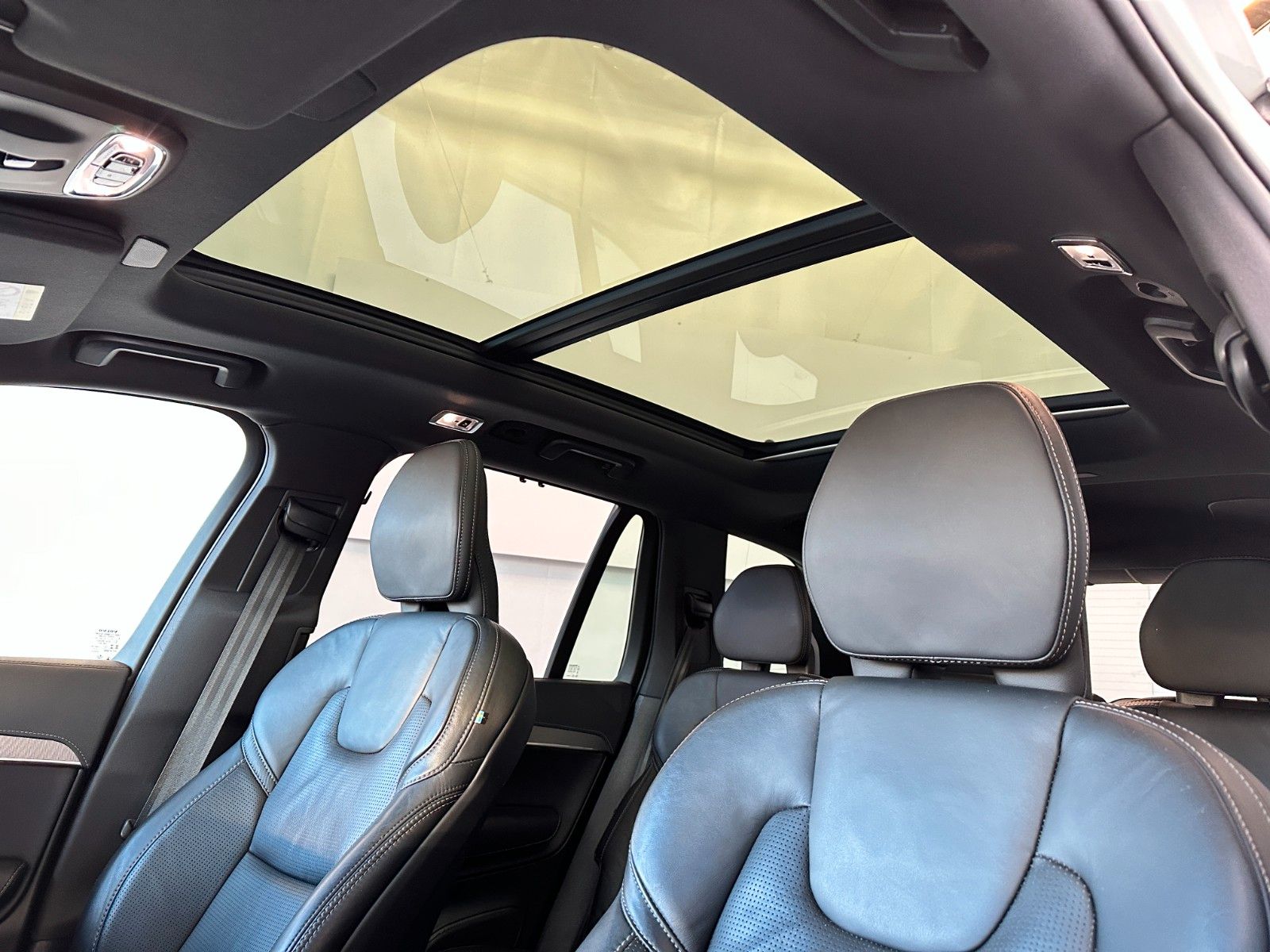 pirkite Lietuvoje Volvo XC90 R Design*Plug-In T8 Recharge*AWD | nuotrauka №11 | Unis.lt