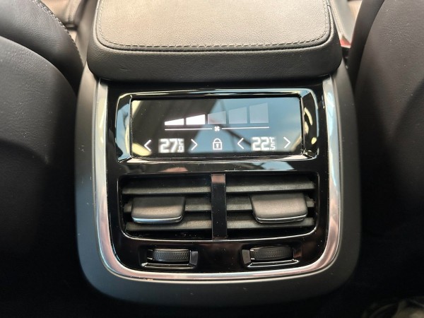 pirkite Lietuvoje Volvo XC90 R Design*Plug-In T8 Recharge*AWD | nuotrauka №25 | Unis.lt