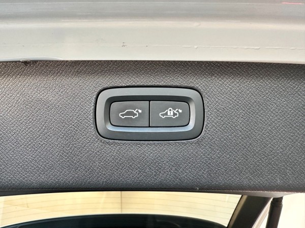 pirkite Lietuvoje Volvo XC90 R Design*Plug-In T8 Recharge*AWD | nuotrauka №29 | Unis.lt