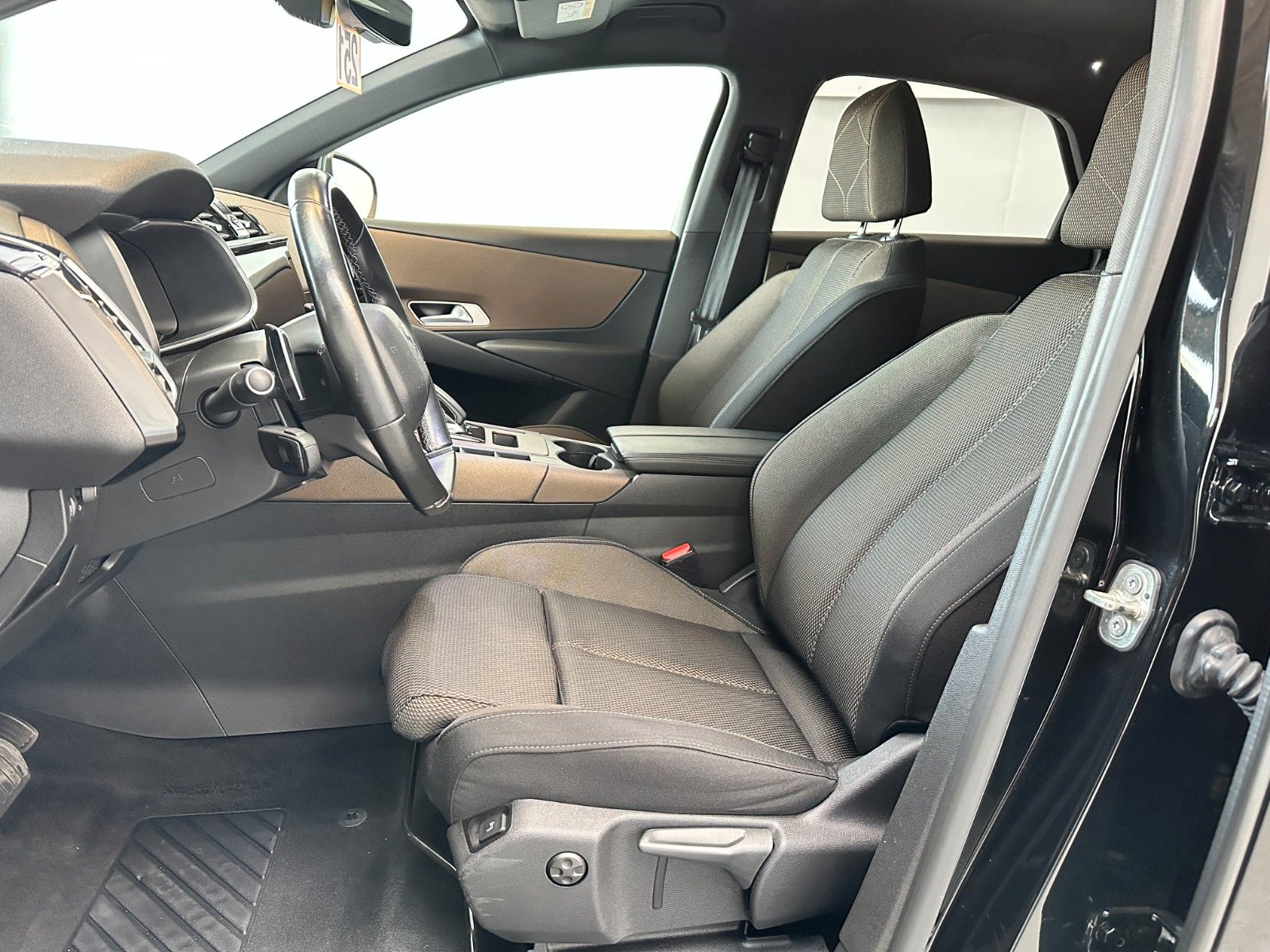 pirkite Lietuvoje DS Automobiles DS7 Crossback E-Tense PHEV Kamera Navi Led | nuotrauka №9 | Unis.lt