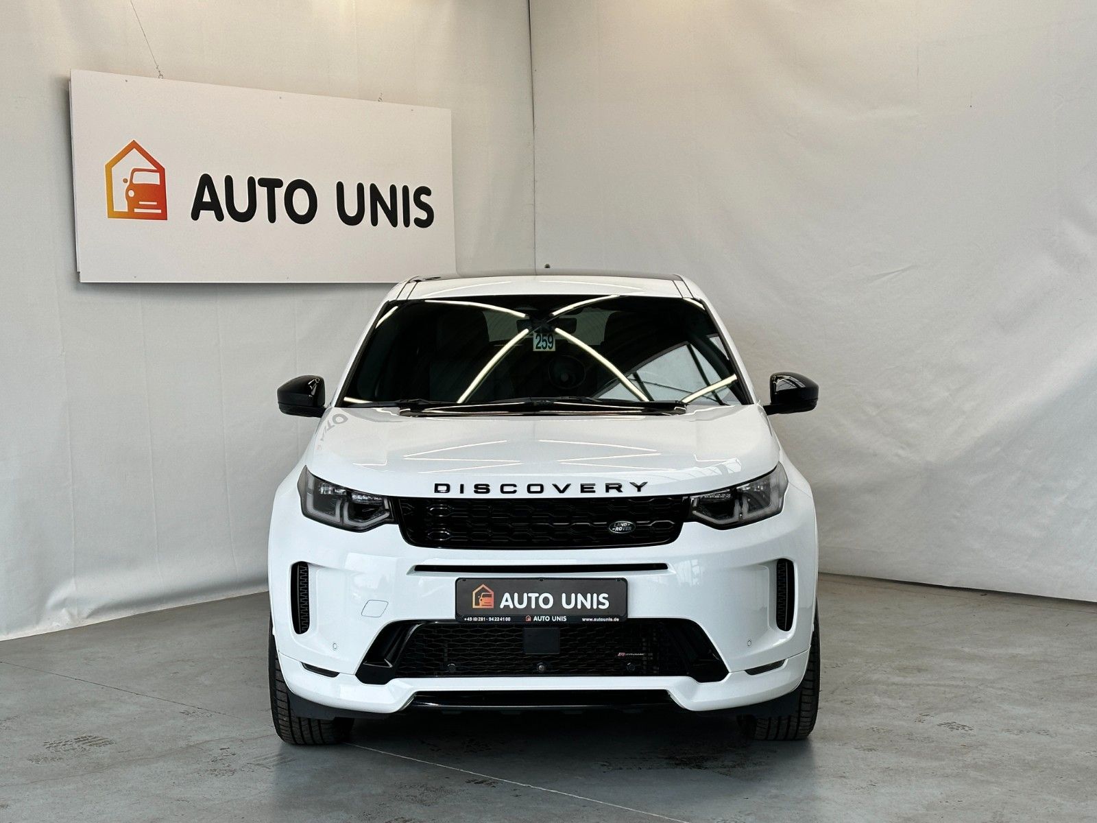 pirkite Lietuvoje Land Rover Discovery Sport R-Dynamic AWD Plug-in Head-Up | nuotrauka №2 | Unis.lt