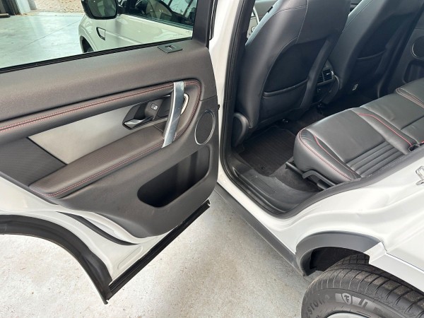 pirkite Lietuvoje Land Rover Discovery Sport R-Dynamic AWD Plug-in Head-Up | nuotrauka №22 | Unis.lt