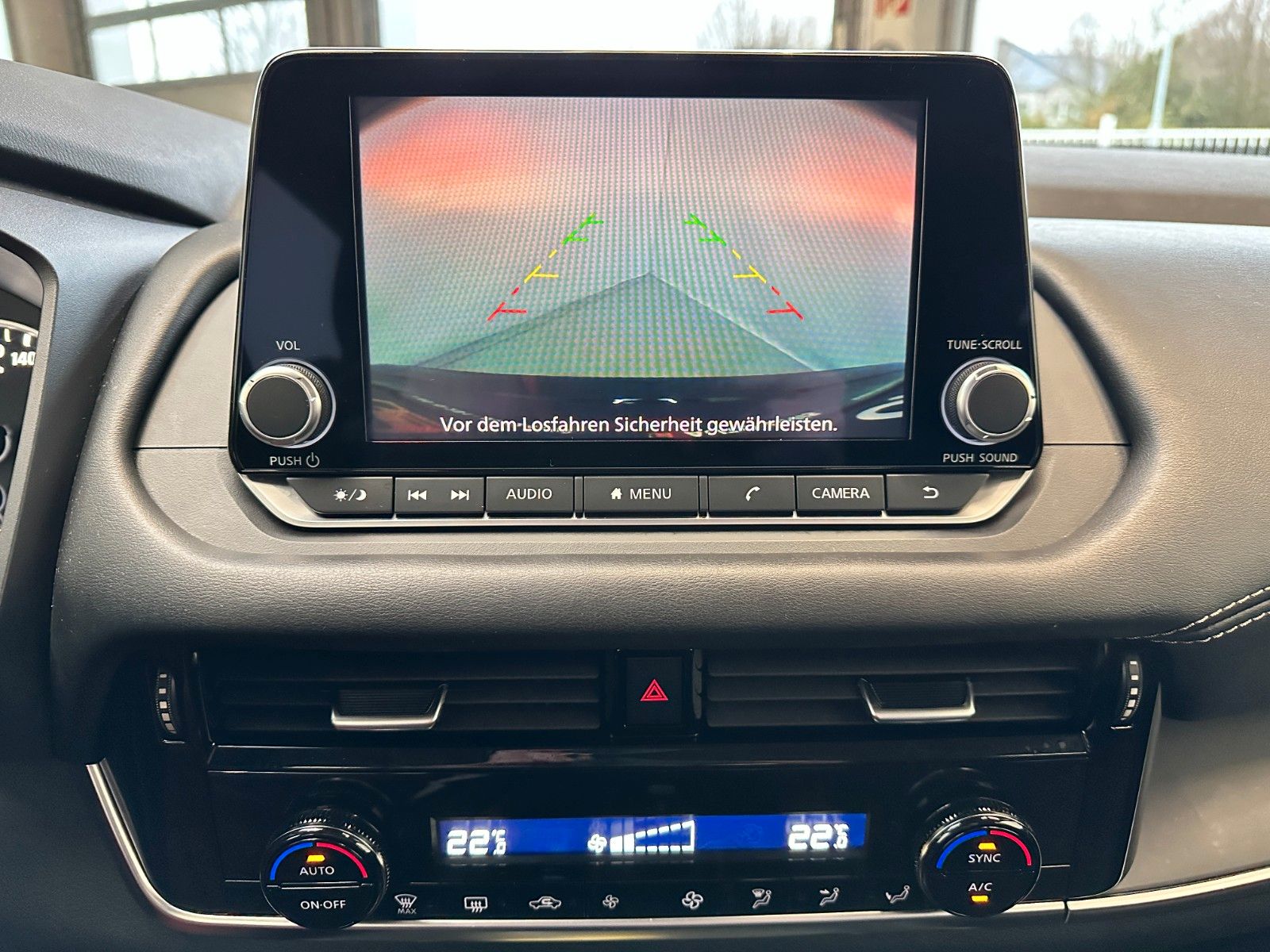 pirkite Lietuvoje Nissan Qashqai e-Power Led Kamera Scheckheft 1.Hand | nuotrauka №16 | Unis.lt