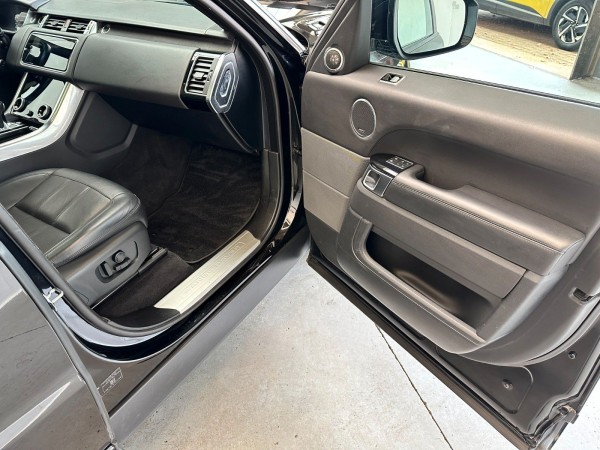 pirkite Lietuvoje Land Rover Range Rover Sport HSE Stealth P400e Plug-in | nuotrauka №20 | Unis.lt