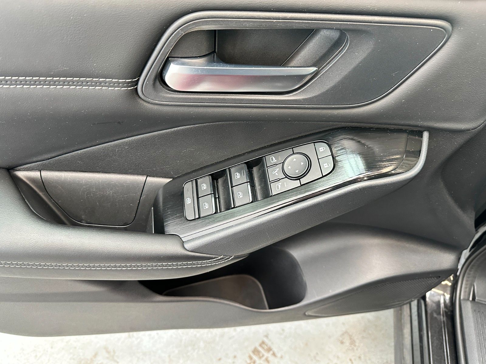 Купить Nissan Qashqai MHEV 360°|LED Navi|1.Hand в Литве | фото №7 | Unis.lt