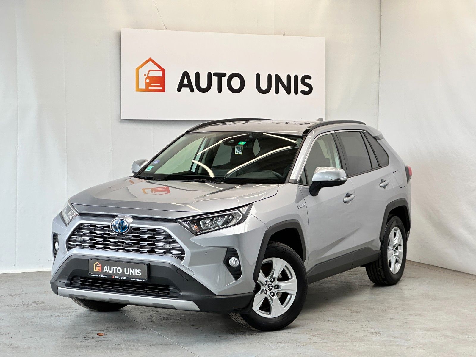 pirkite Lietuvoje Toyota RAV4 Hybrid AWD-i | Kamera Navi AHK | 1.Hand | nuotrauka №1 | Unis.lt