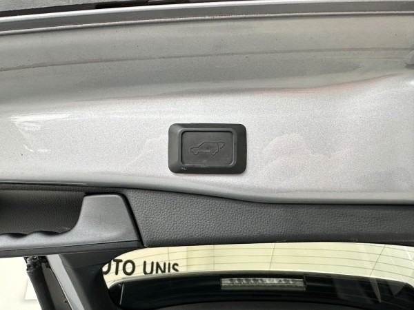pirkite Lietuvoje Toyota RAV4 Hybrid AWD-i | Kamera Navi AHK | 1.Hand | nuotrauka №20 | Unis.lt