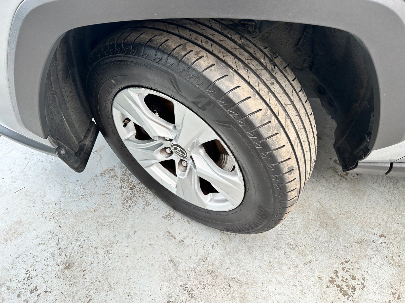 pirkite Lietuvoje Toyota RAV4 Hybrid AWD-i | Kamera Navi AHK | 1.Hand | nuotrauka №21 | Unis.lt