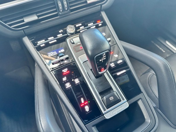 Купить Porsche Cayenne E-Hybrid|Luftfederung|1.Hand MwSt в Литве | фото №14 | Unis.lt