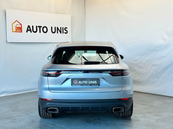 Купить Porsche Cayenne E-Hybrid|Luftfederung|1.Hand MwSt в Литве | фото №5 | Unis.lt