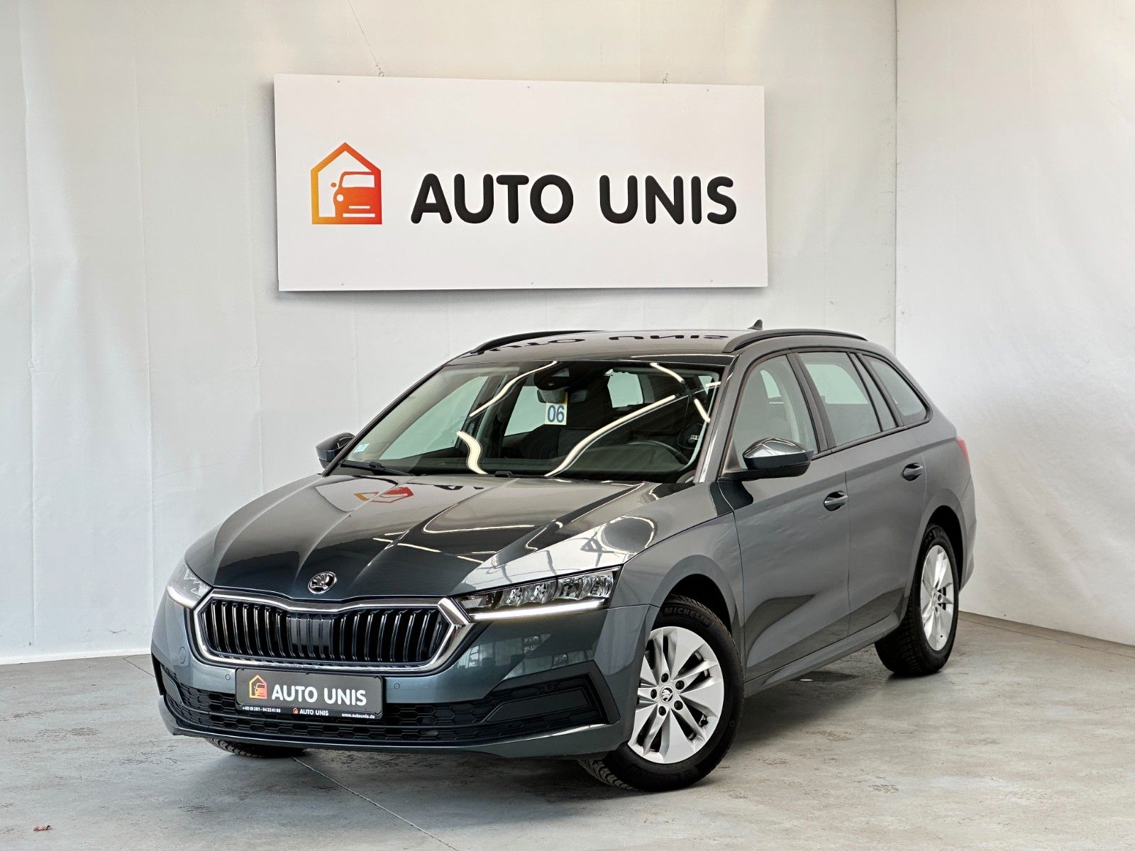 Купить Skoda Octavia Combi ERDGAS CNG DSG|Navi Cam| в Литве | фото №1 | Unis.lt