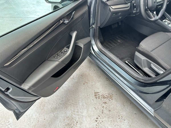 Купить Skoda Octavia Combi ERDGAS CNG DSG|Navi Cam| в Литве | фото №18 | Unis.lt