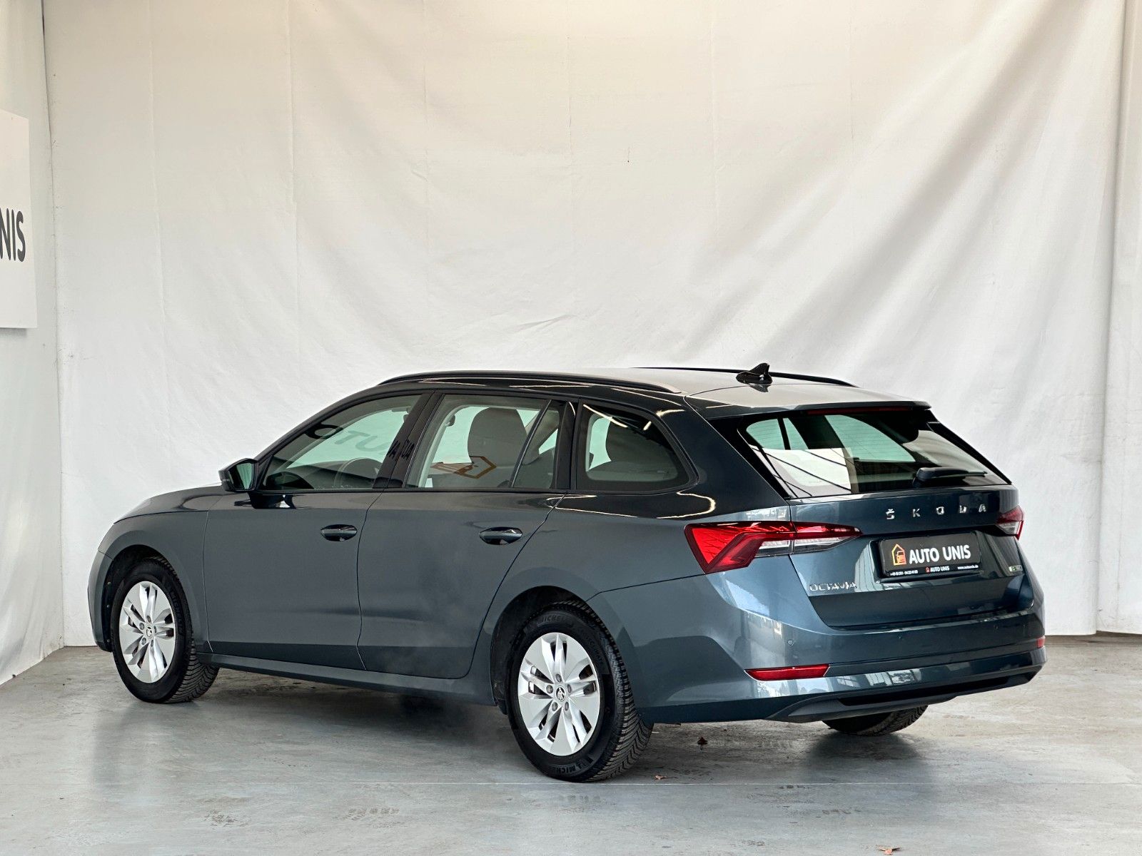 Купить Skoda Octavia Combi ERDGAS CNG DSG|Navi Cam| в Литве | фото №6 | Unis.lt