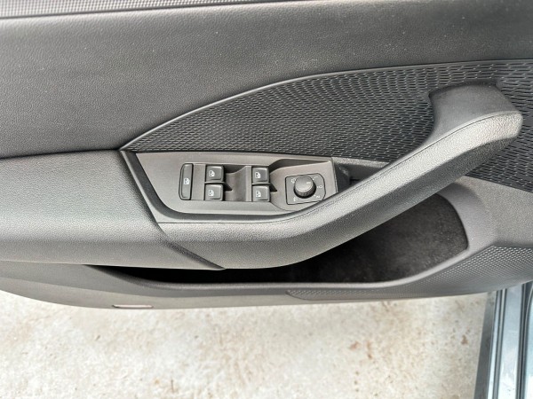 Купить Skoda Octavia Combi ERDGAS CNG DSG|Navi Cam| в Литве | фото №7 | Unis.lt
