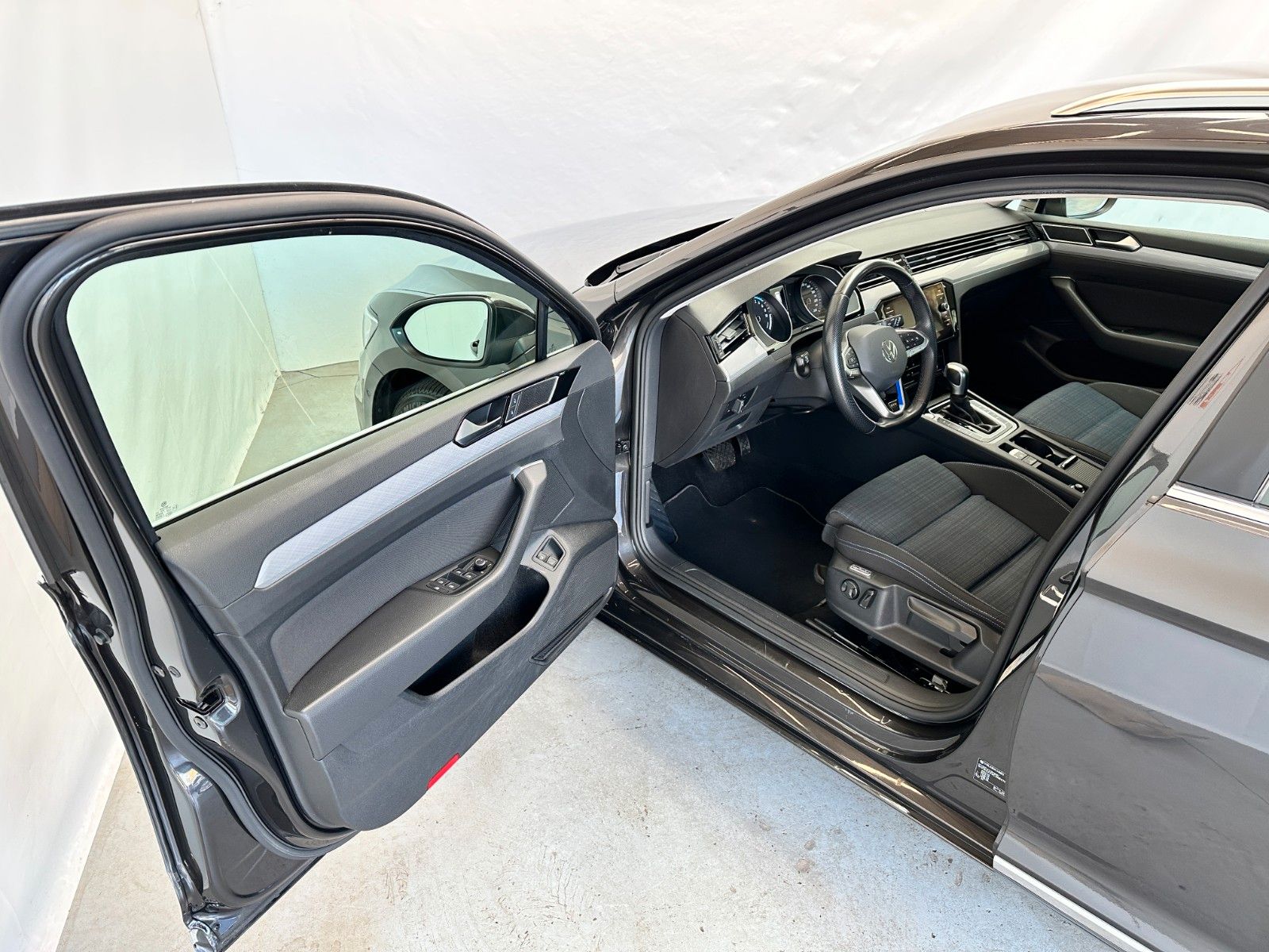 pirkite Lietuvoje Volkswagen Passat GTE Plug-in | LED Navi Cam | 1.Hand MwSt. | nuotrauka №18 | Unis.lt