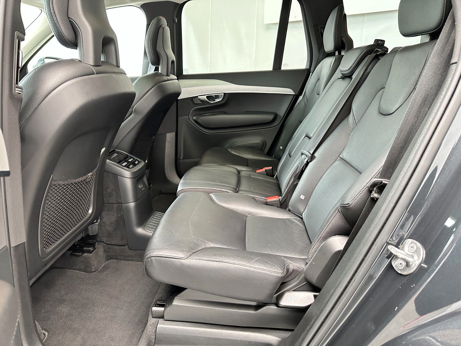 pirkite Lietuvoje Volvo XC90 T8 Recharge Plug-In AWD | Pano Leder | nuotrauka №10 | Unis.lt