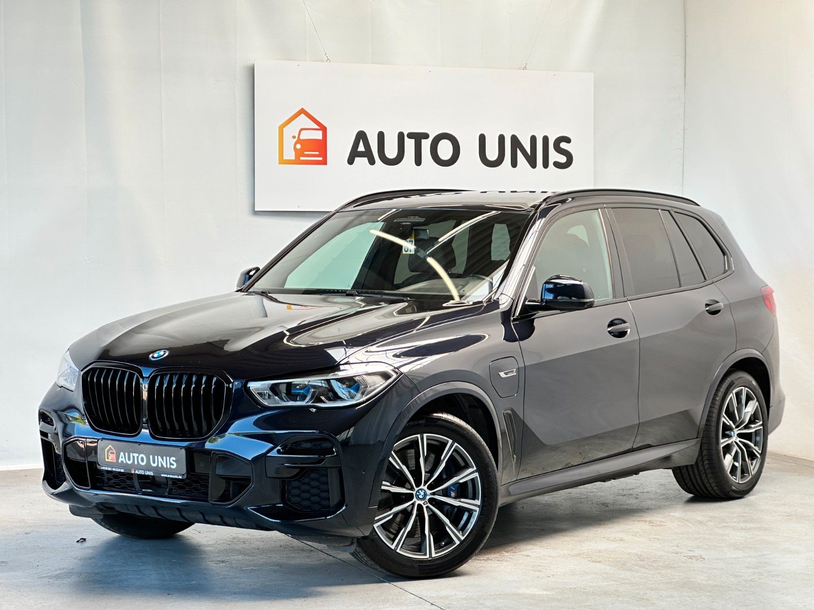 Buy BMW X5 xDrive45e | M Sport | 360° HUD | 1.Hand MwSt Lithuania | img №1 | Unis.lt