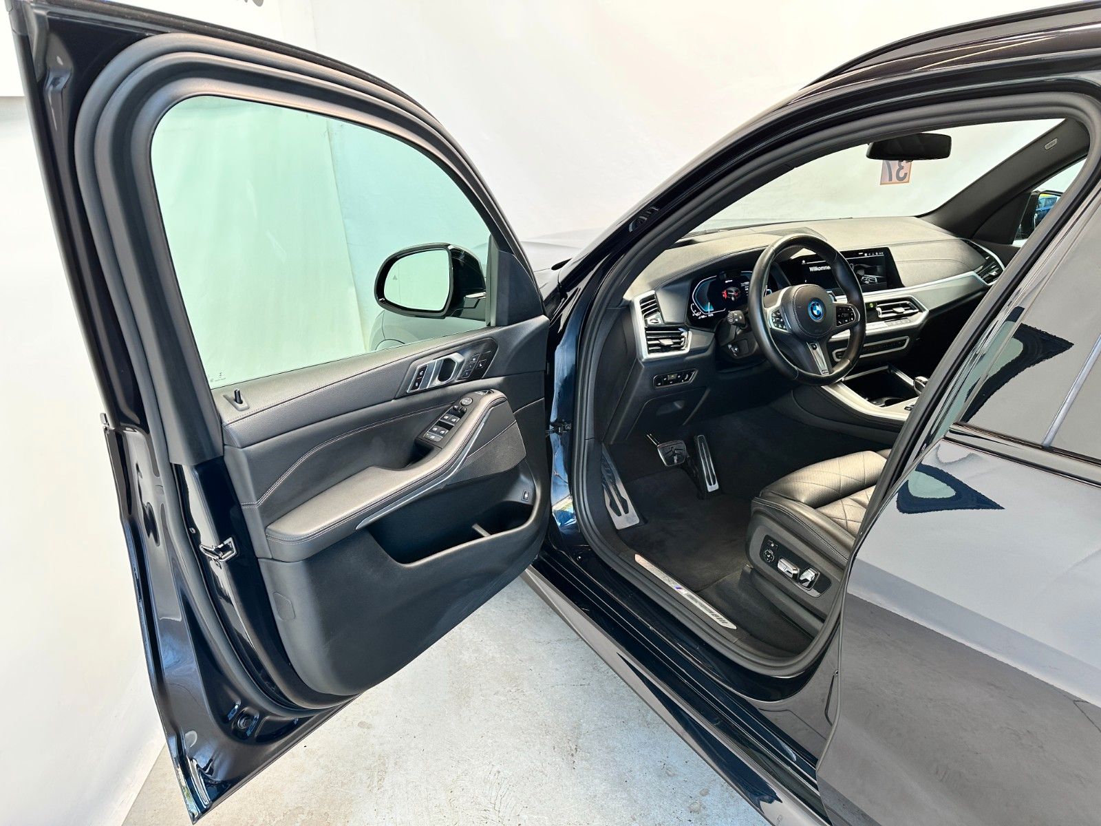 Buy BMW X5 xDrive45e | M Sport | 360° HUD | 1.Hand MwSt Lithuania | img №21 | Unis.lt