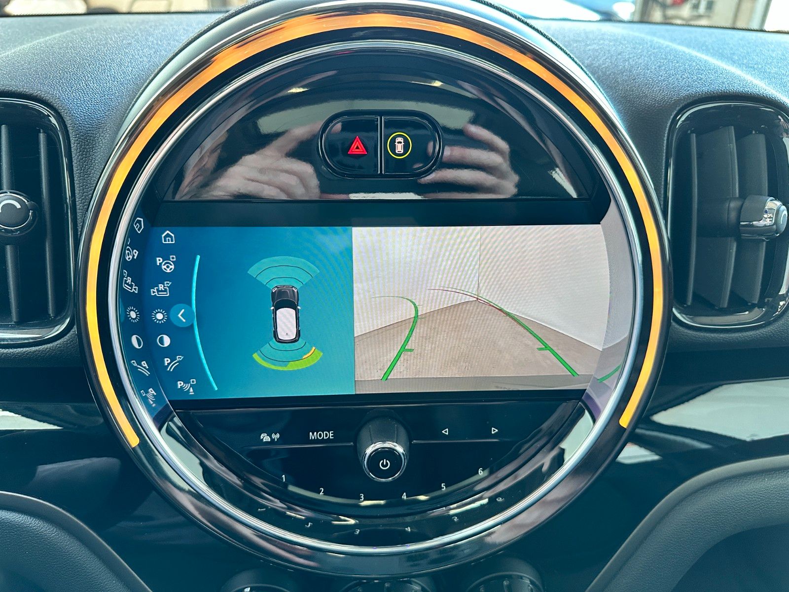 Купить MINI Cooper Countryman | LED Pano Navi | 1.Hand MwSt в Литве | фото №17 | Unis.lt