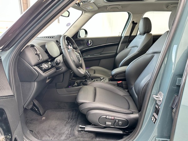 Купить MINI Cooper Countryman | LED Pano Navi | 1.Hand MwSt в Литве | фото №9 | Unis.lt