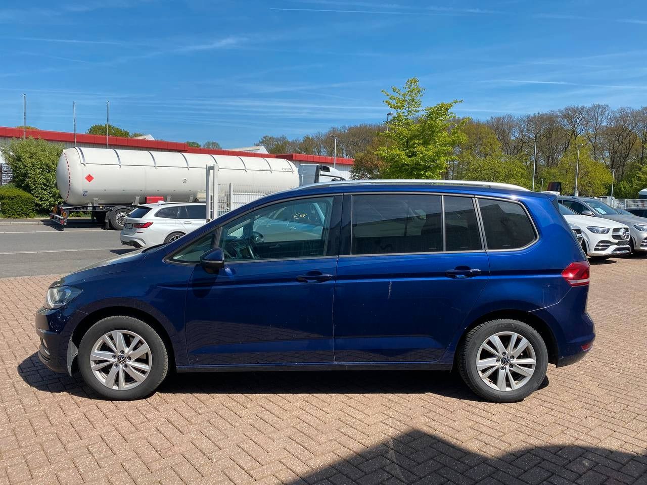 Buy Volkswagen Touran  Lounge DSG7 BMT/Start-Stopp Lithuania | img №8 | Unis.lt