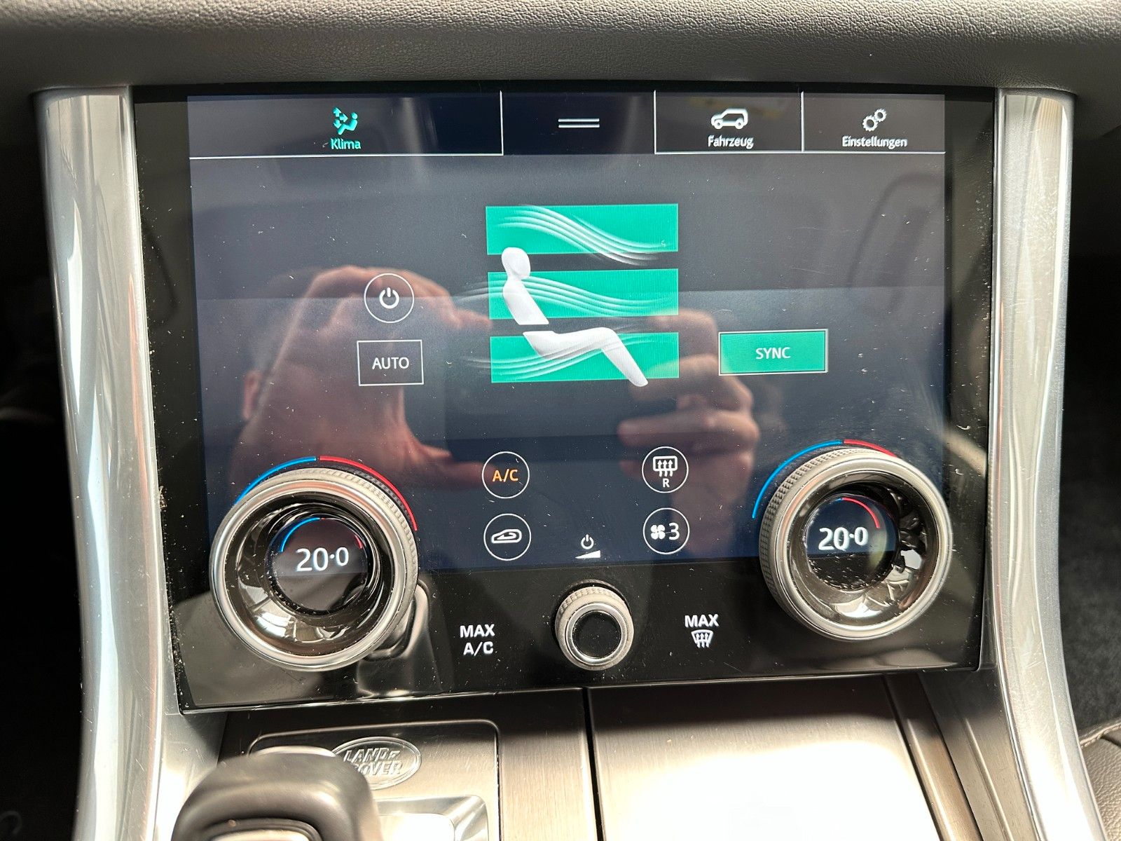 pirkite Lietuvoje Land Rover Range Rover Sport p400e SE Plug-in | nuotrauka №19 | Unis.lt