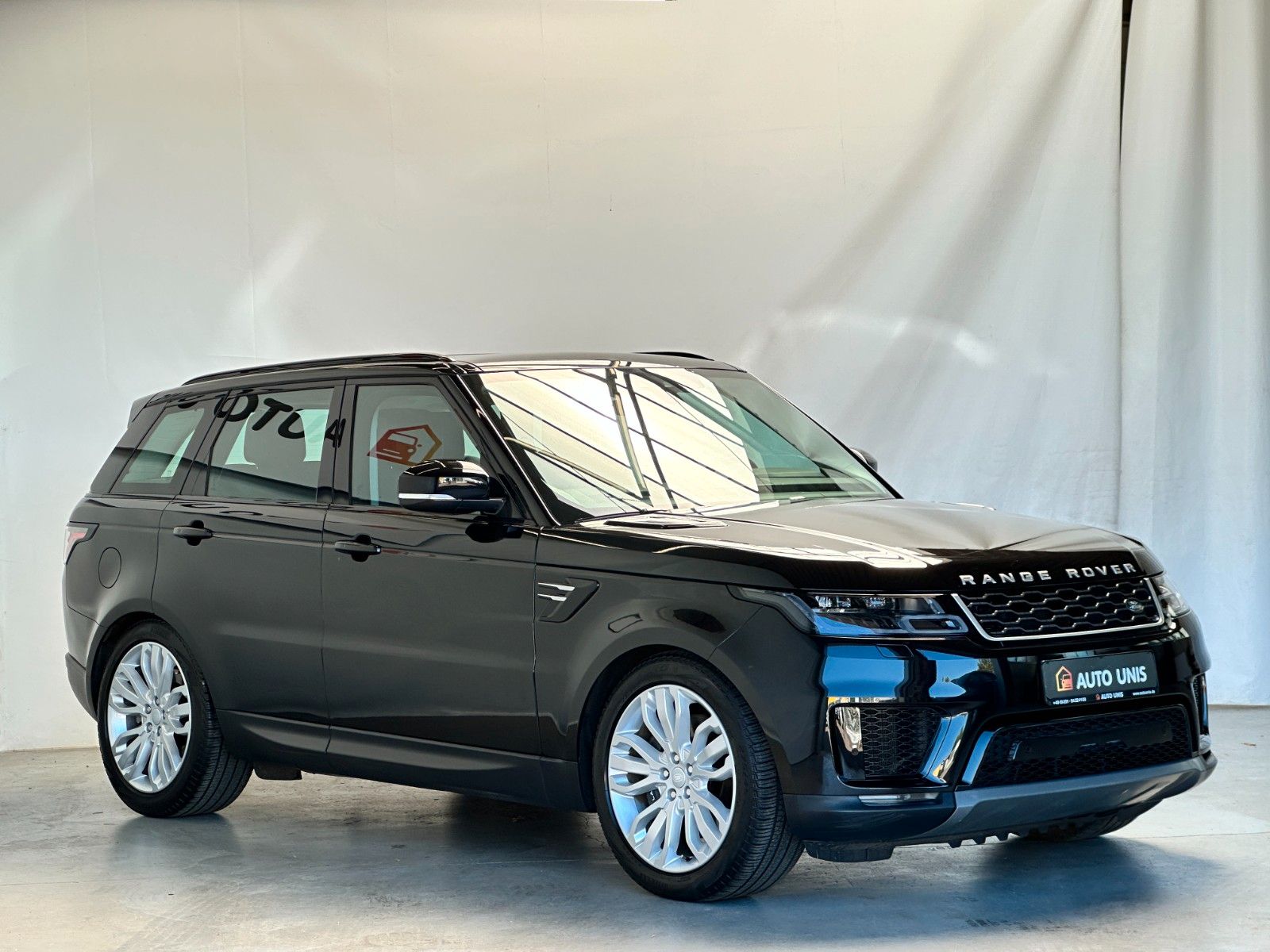 pirkite Lietuvoje Land Rover Range Rover Sport p400e SE Plug-in | nuotrauka №3 | Unis.lt