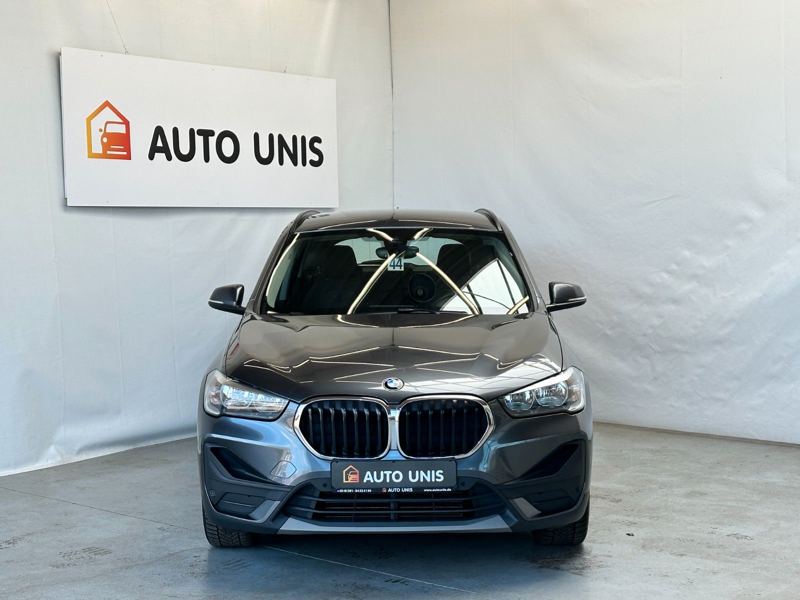Buy BMW X1 sDrive Diesel Aut | Navi | 1.Hand Scheckheft Lithuania | img №2 | Unis.lt