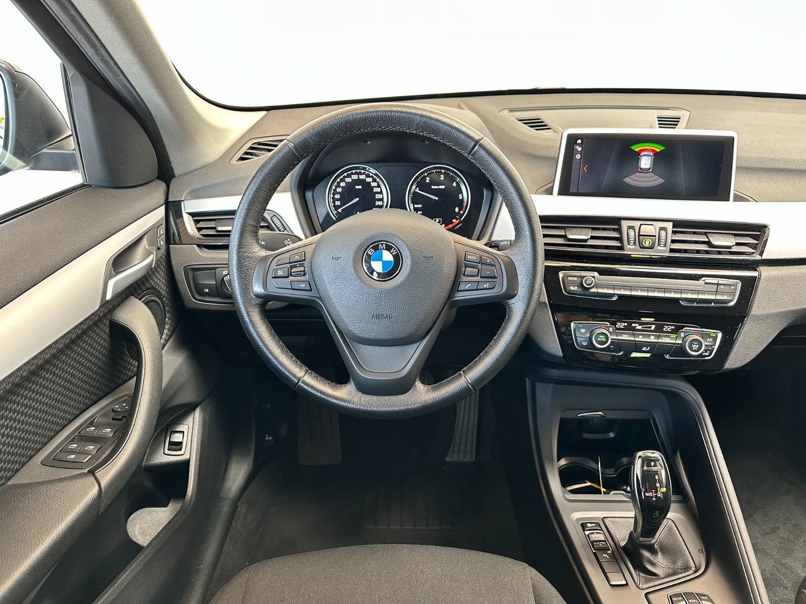 Buy BMW X1 sDrive Diesel Aut | Navi | 1.Hand Scheckheft Lithuania | img №12 | Unis.lt