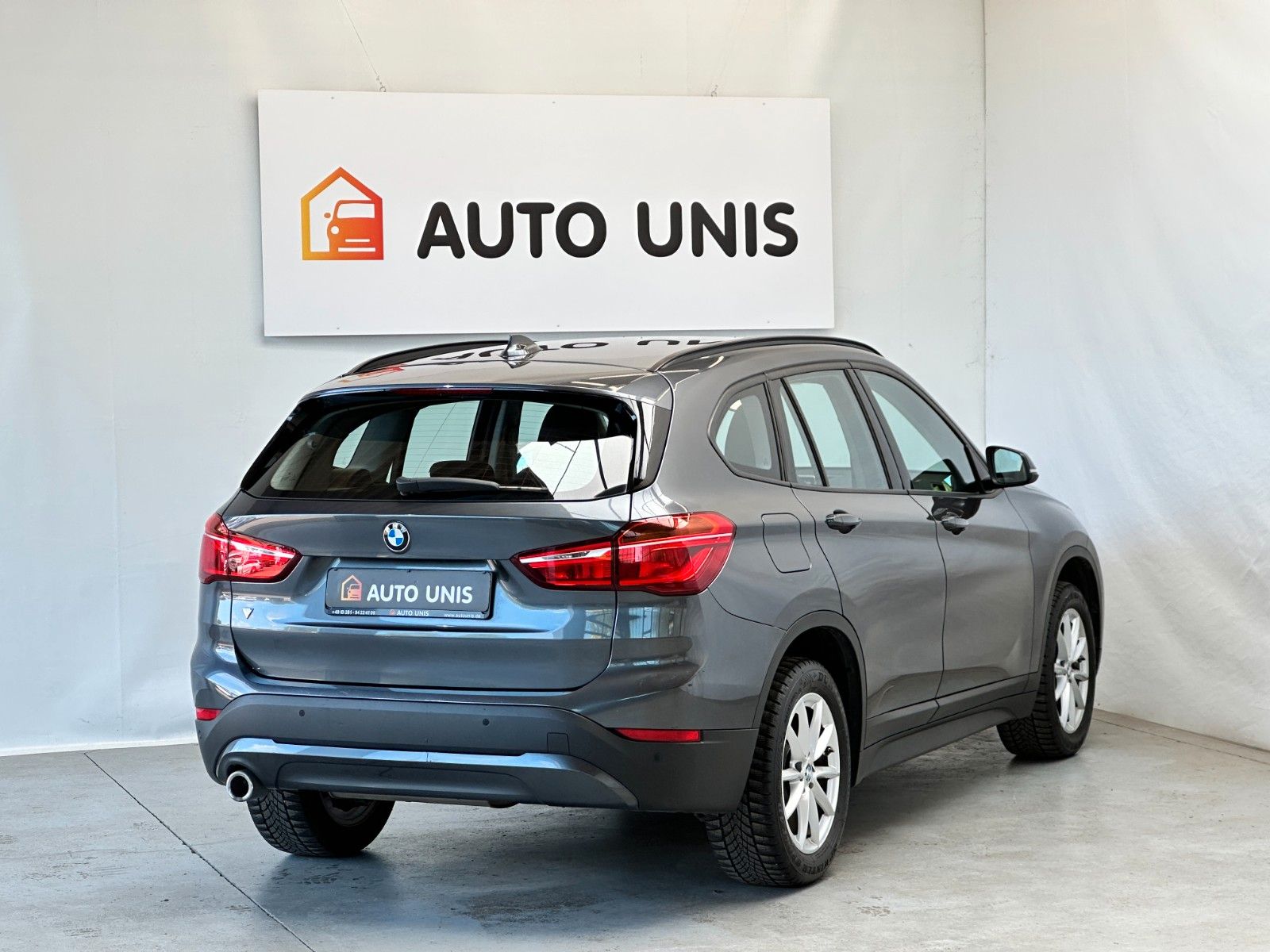 Buy BMW X1 sDrive Diesel Aut | Navi | 1.Hand Scheckheft Lithuania | img №4 | Unis.lt