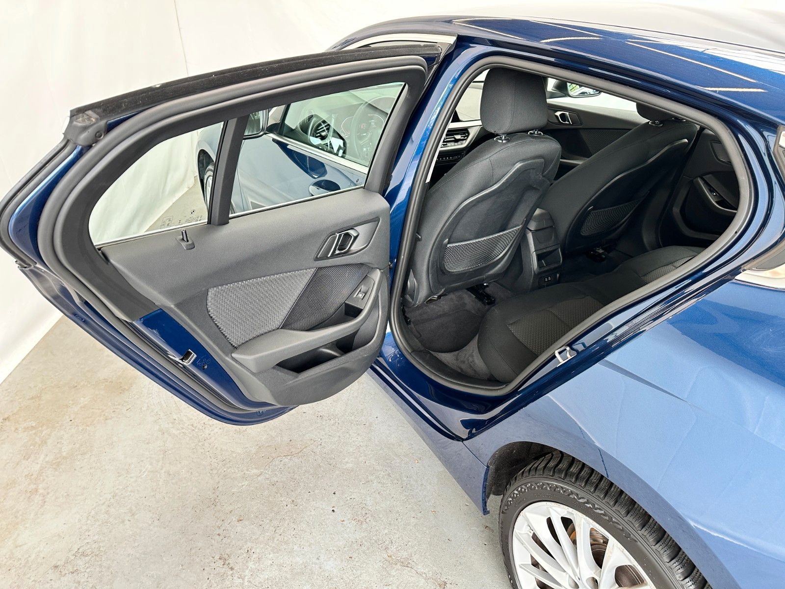 Buy BMW 118i Advantage | Tempomat Klima | 1.Hand MwSt Lithuania | img №20 | Unis.lt