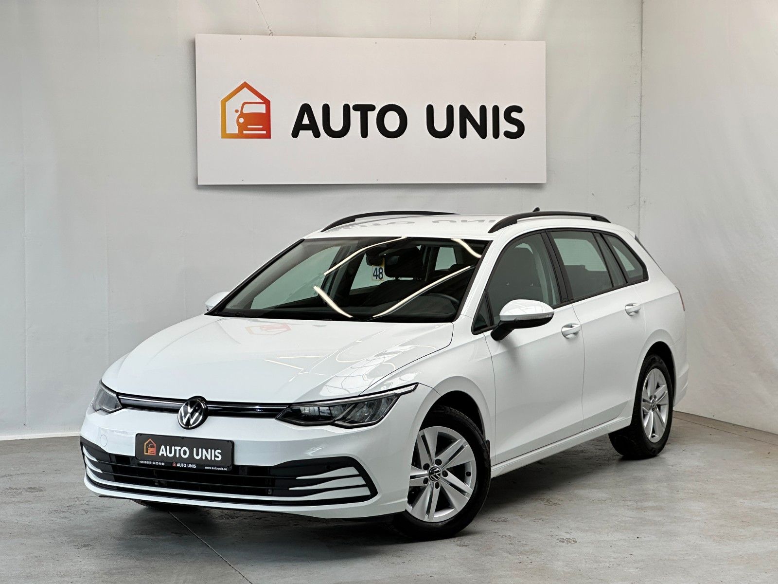 pirkite Lietuvoje Volkswagen Golf VIII Variant Active TGI | nuotrauka №1 | Unis.lt