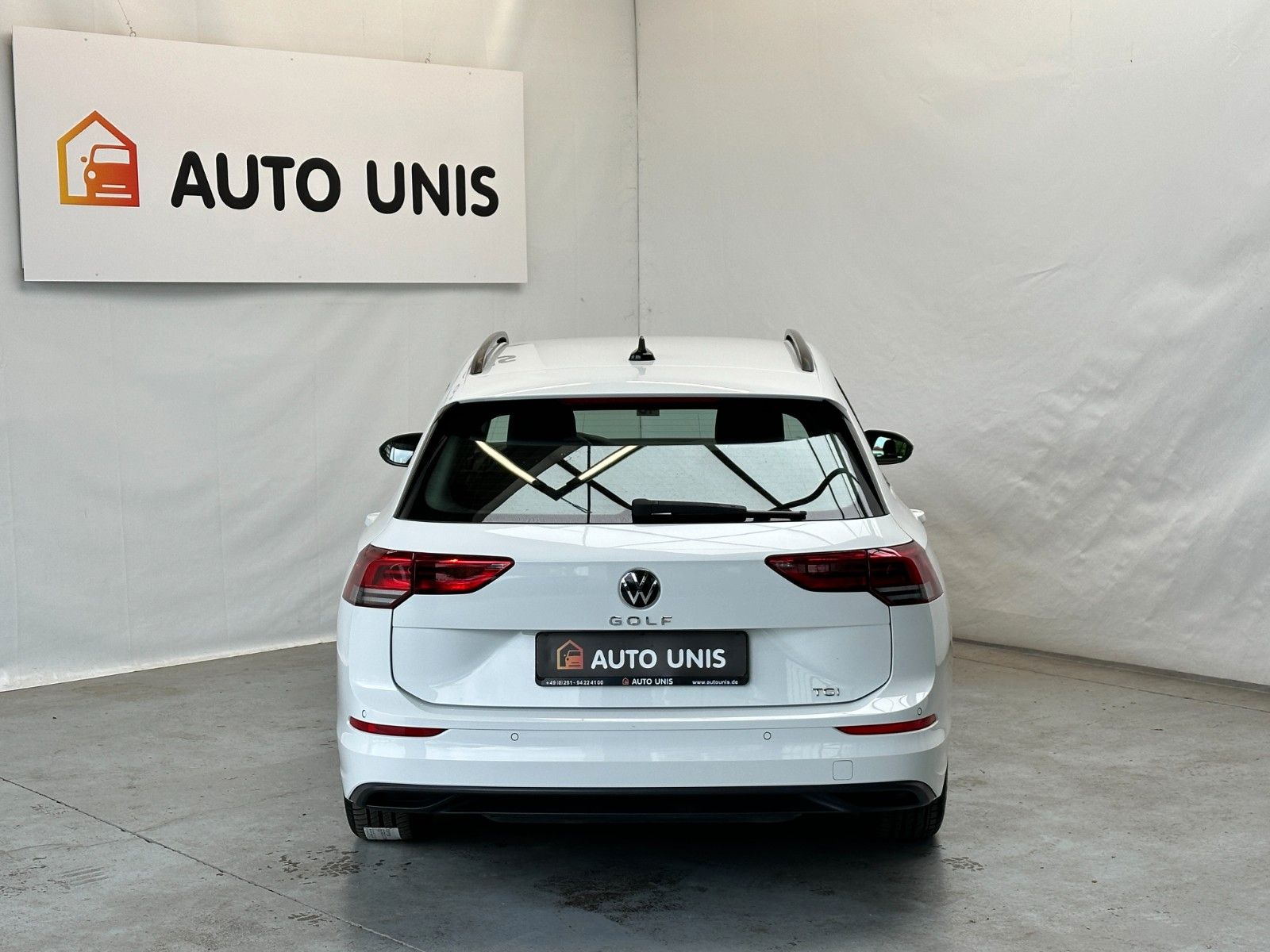 pirkite Lietuvoje Volkswagen Golf VIII Variant Active TGI | nuotrauka №5 | Unis.lt