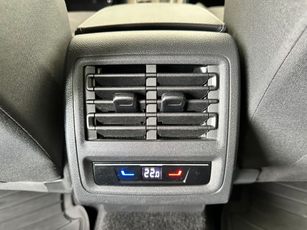 pirkite Lietuvoje Volkswagen Golf VIII Variant Active TGI | nuotrauka №23 | Unis.lt