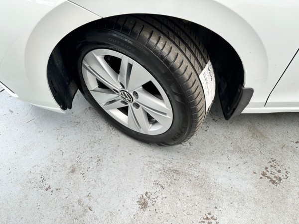 pirkite Lietuvoje Volkswagen Golf VIII Variant Active TGI | nuotrauka №24 | Unis.lt