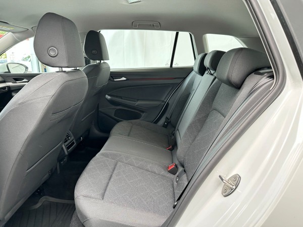 pirkite Lietuvoje Volkswagen Golf VIII Variant Active TGI | nuotrauka №9 | Unis.lt