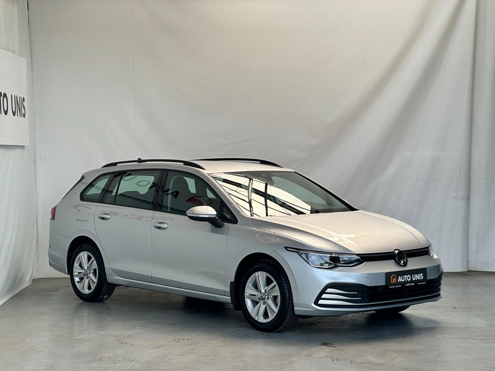 pirkite Lietuvoje Volkswagen Golf VIII Variant Active TGI | nuotrauka №3 | Unis.lt