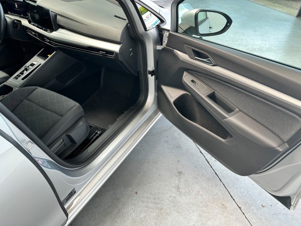 pirkite Lietuvoje Volkswagen Golf VIII Variant Active TGI | nuotrauka №23 | Unis.lt