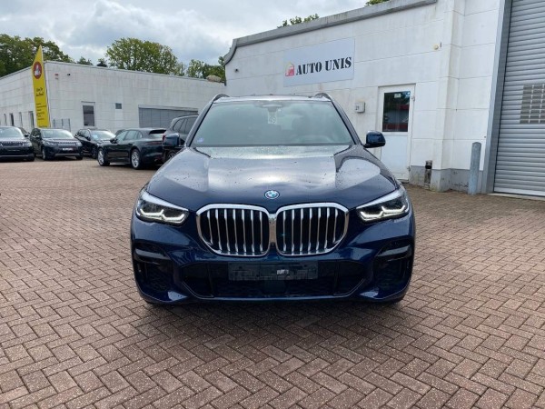Buy BMW X5 xDrive45e | M Sport HUD | 1.Hand MwSt. Lithuania | img №2 | Unis.lt