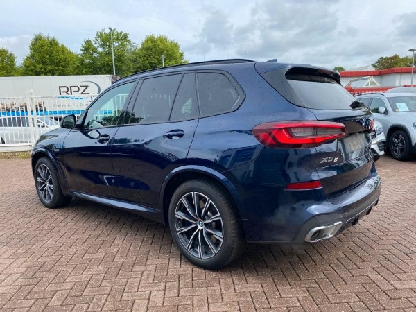 Buy BMW X5 xDrive45e | M Sport HUD | 1.Hand MwSt. Lithuania | img №4 | Unis.lt