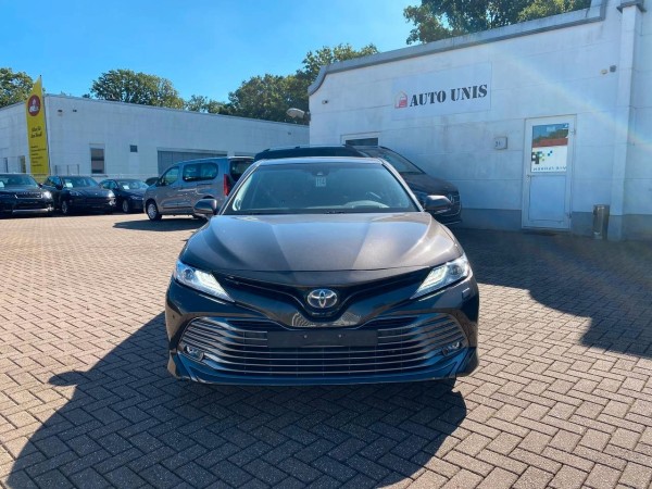 Buy Toyota Camry Hybrid Executive Lithuania | img №2 | Unis.lt