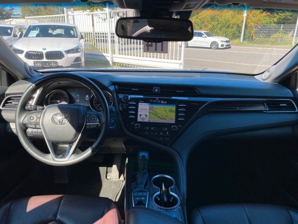 Buy Toyota Camry Hybrid Executive Lithuania | img №12 | Unis.lt