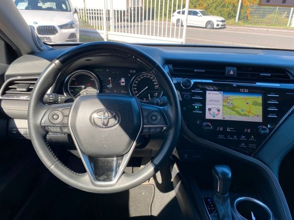 Buy Toyota Camry Hybrid Executive Lithuania | img №13 | Unis.lt