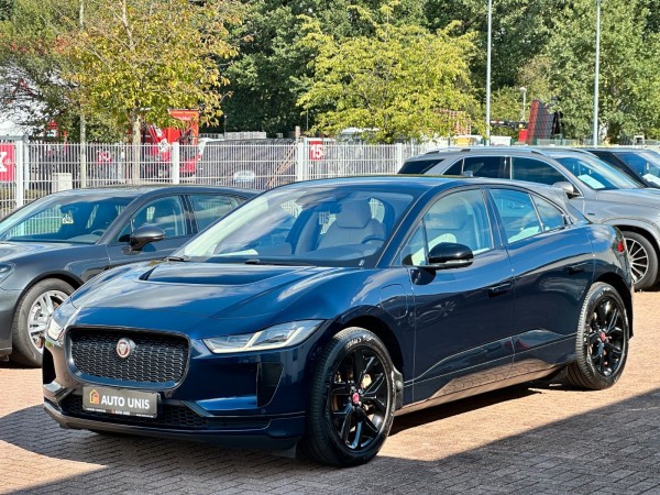 Купить Jaguar I-PACE SE Black Exterior Pack Led Kam 1.Hand в Литве | фото №1 | Unis.lt