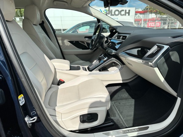 Купить Jaguar I-PACE SE Black Exterior Pack Led Kam 1.Hand в Литве | фото №13 | Unis.lt