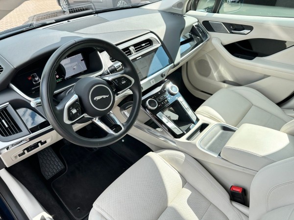 Купить Jaguar I-PACE SE Black Exterior Pack Led Kam 1.Hand в Литве | фото №19 | Unis.lt