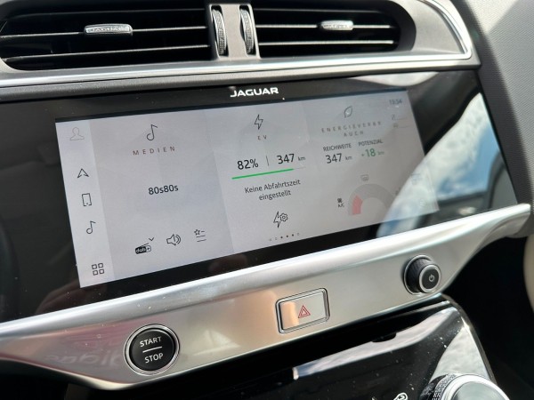 Купить Jaguar I-PACE SE Black Exterior Pack Led Kam 1.Hand в Литве | фото №25 | Unis.lt
